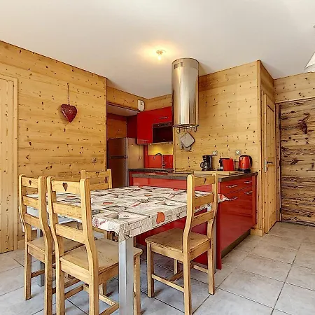 Apartment Lumineux Face Aux Pistes, 3 Chambres, 6 Pers., Centre Station, 73300 - Fr-1-416-35 *